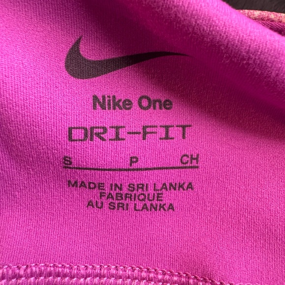 NWT Nike One Convertible Light Support Sports Bra Pink Size Small - Picture 5 of 8